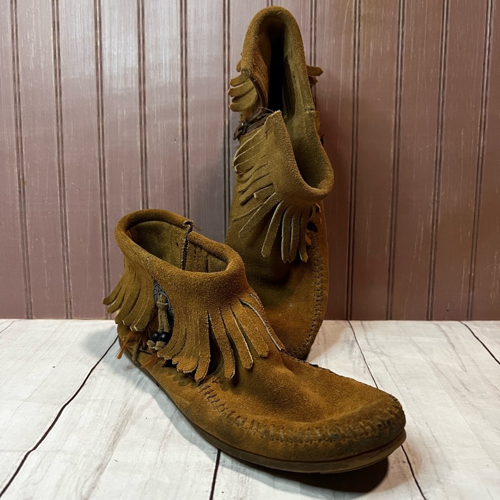 Women’s Minnetonka Moccasins